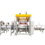 Macchina confezionatrice automatica per imballaggi di alimenti e bevande